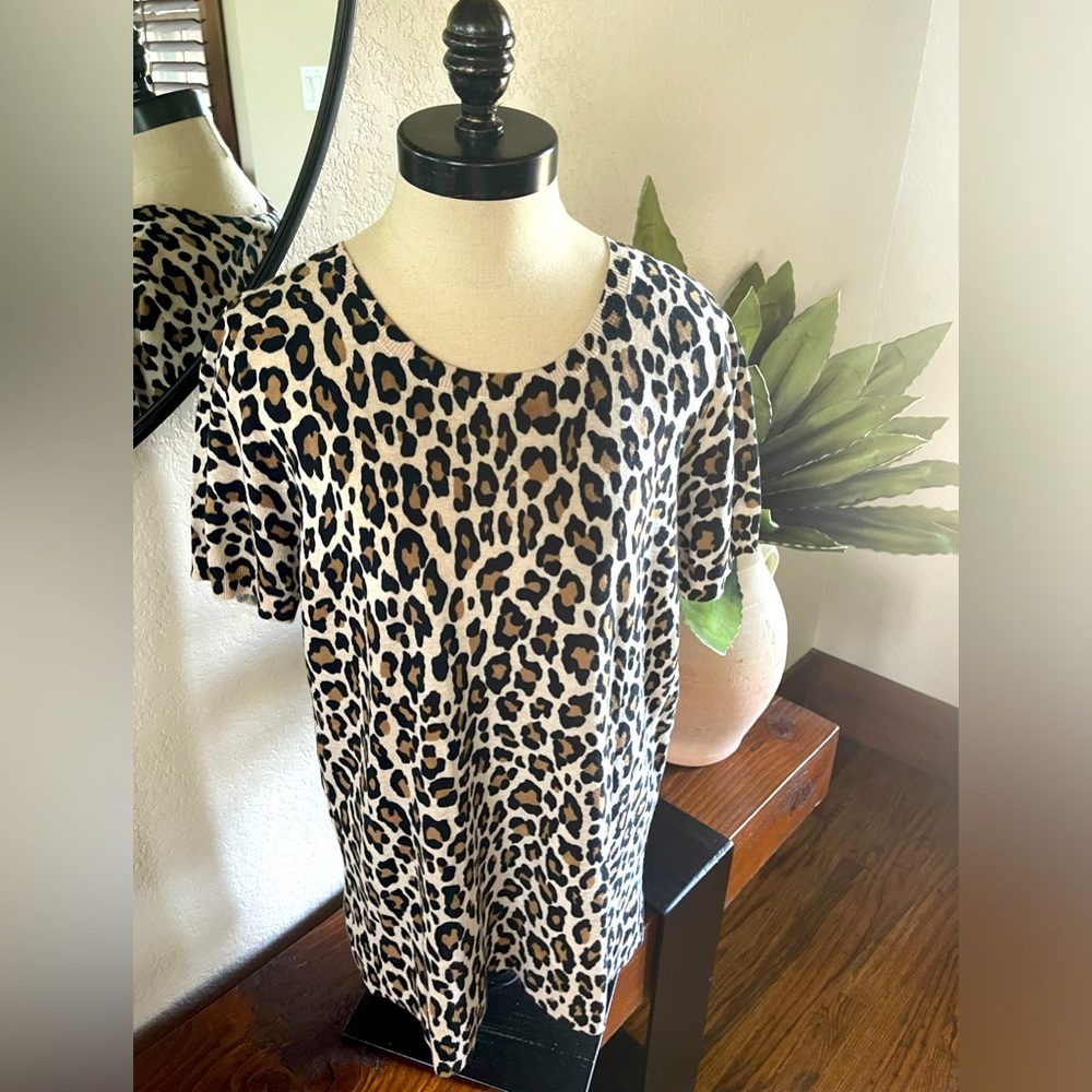 Loft leopard print short sleeve sweater size L